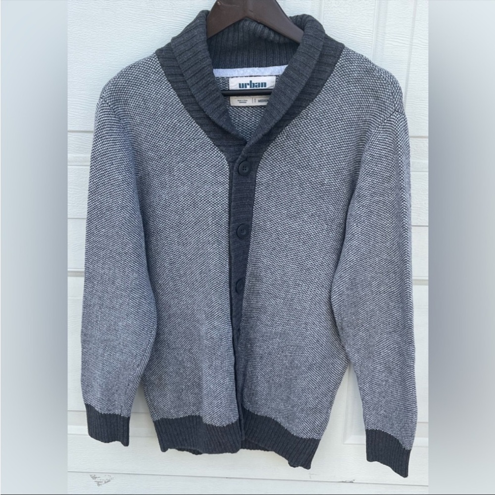Men's Urband pipeline grey long sleeves sweater cardigan M
